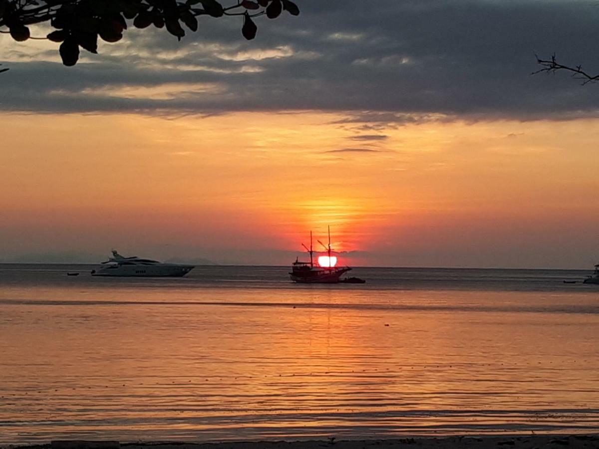 Sylvia Beach Villa Labuan Bajo Eksteriør bilde